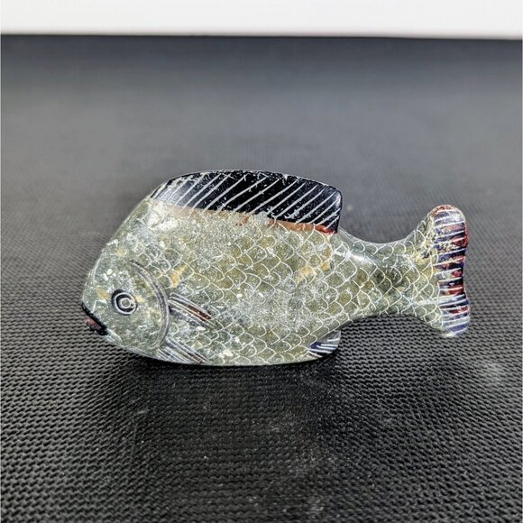 Hand Carved / Painted Small Fish Sculpture - Picture 2 of 4
